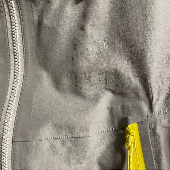 Arc’teryx BETA LT Jacket - Picture 6 of 6